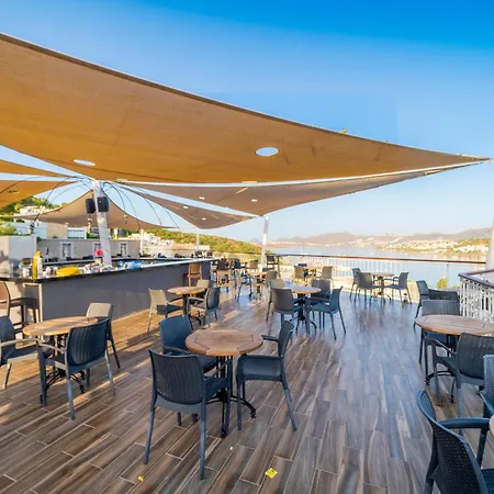 酒店 Riva Bodrum Resort- Adult Only +16 3*