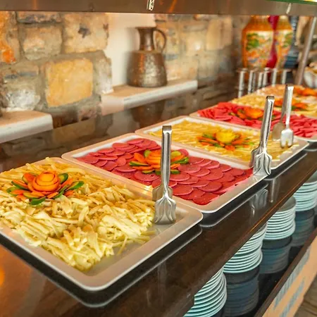 酒店 Riva Bodrum Resort- Adult Only +16 居姆贝特