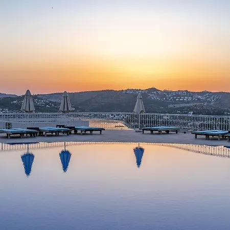 酒店 Riva Bodrum Resort- Adult Only +16 3*