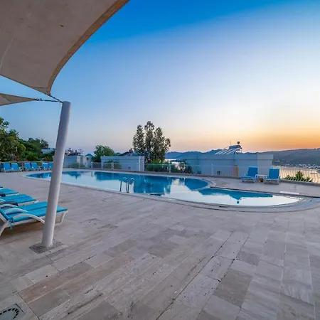 ホテル Riva Bodrum Resort- Adult Only +16 3*