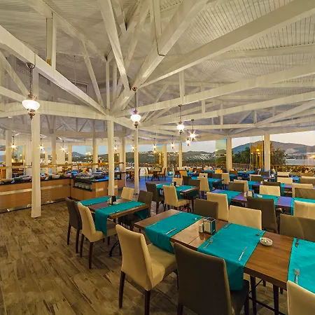 Riva Bodrum Resort- Adult Only +16 ホテル 3*